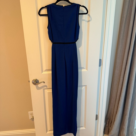Yigal Azrouël Blue & Black Maxi Evening Gown Sleeveless with V-Neck | Size 2 - Picture 8 of 12